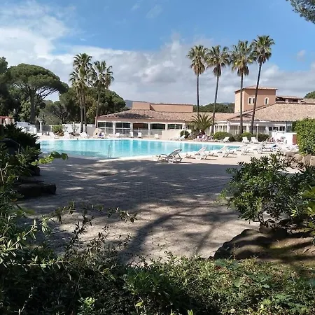 Vacation With Pool, Tennis, Pétanque&parking Saint-Raphaël